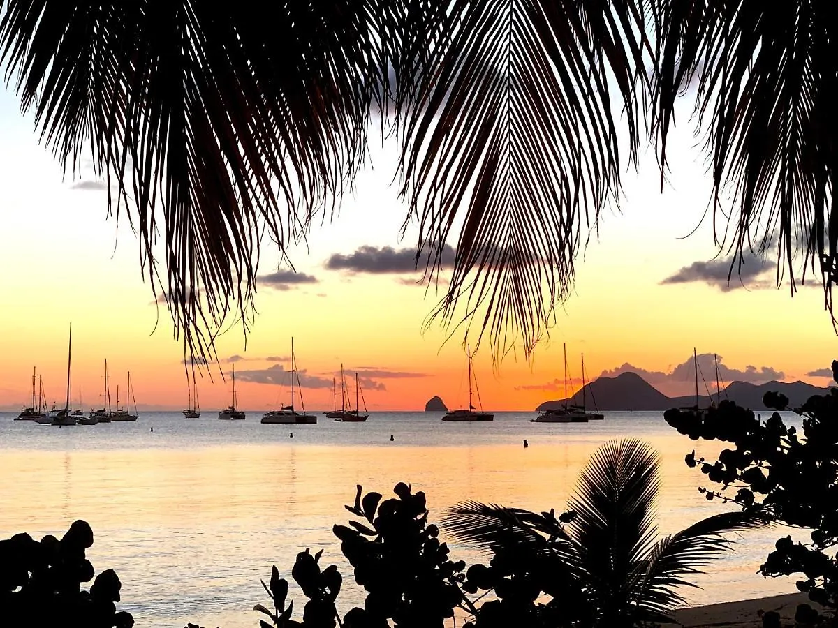 Apartment Appartement Duplex Climatise Avec Wi-Fi - Plage Pointe Marin A Pieds, Recemment Renove Sainte-Anne